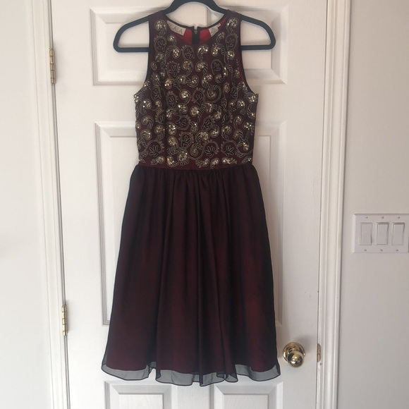 Scala beaded burgundy cocktail dress - Picture 2 of 4
